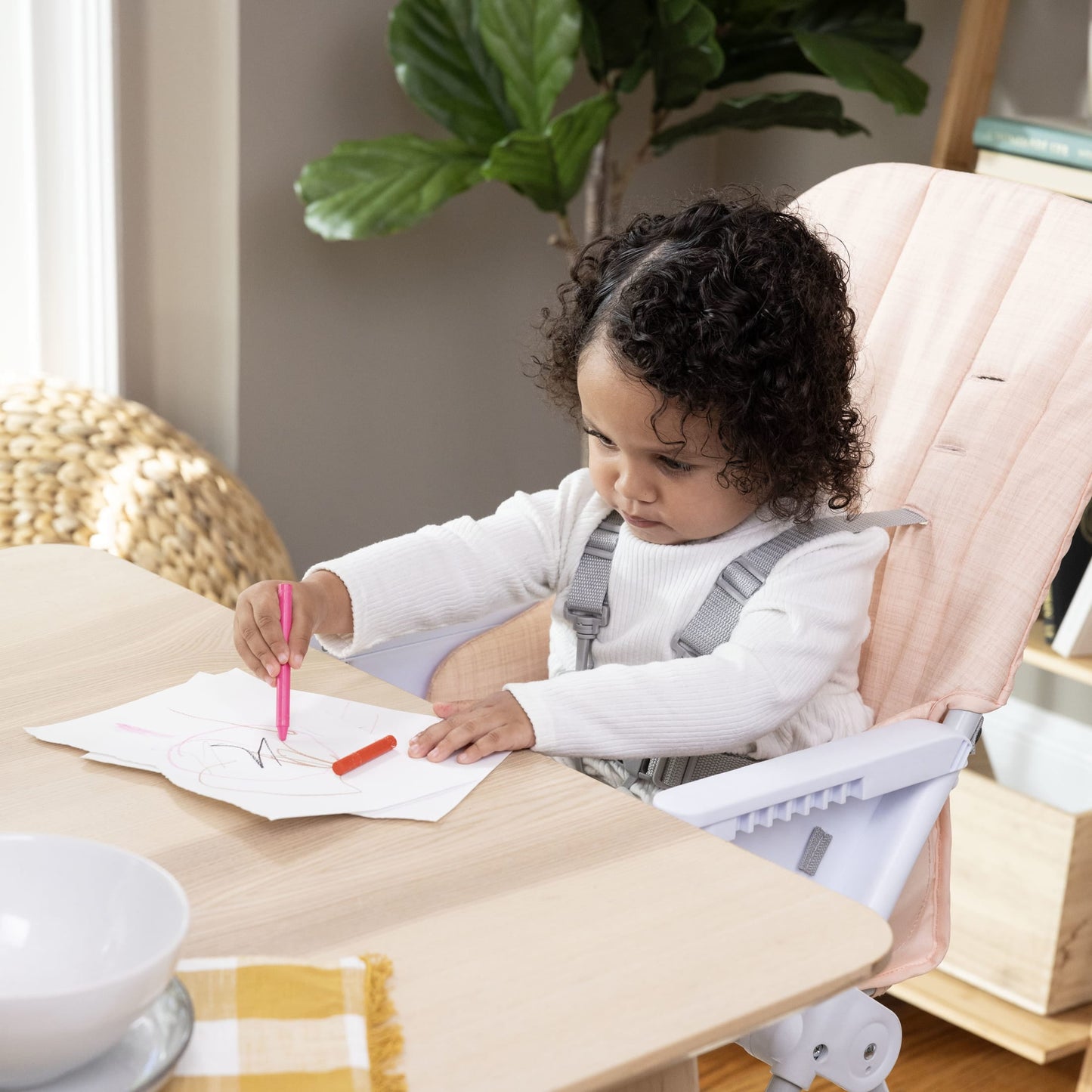 Ity by Sun Valley Compact Folding High Chair - for Ages 6 Months and Up, Unisex - Pink