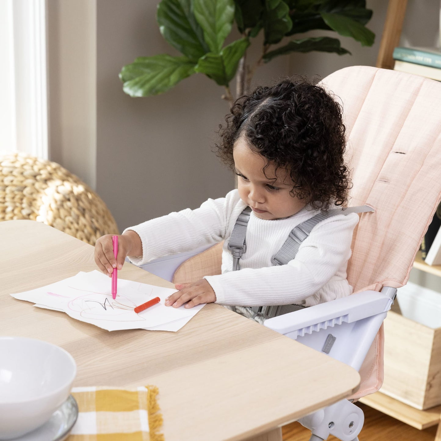 Ity by  Sun Valley Compact Folding High Chair - for Ages 6 Months and Up, Unisex - Pink